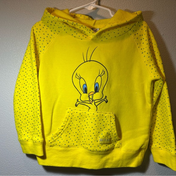 Six Flags Tweety Yellow Polka Dot Hoodie - Picture 1 of 2